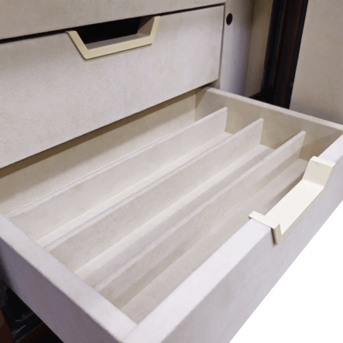 Сейф под интерьер с отделкой деревом, внутренней отделкой алькантара